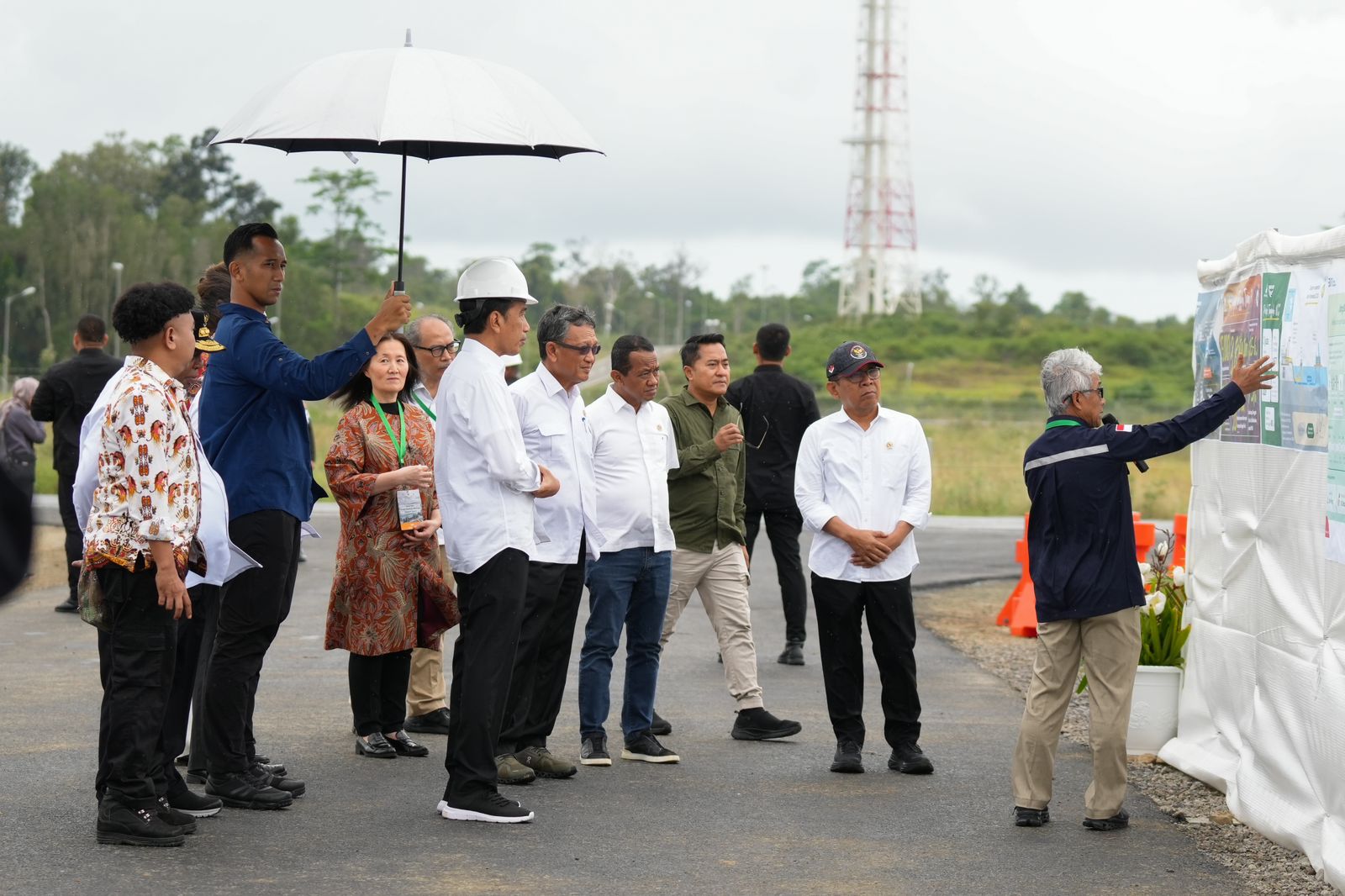 Presiden Resmikan Proyek Tangguh Train 3 dan Ground Breaking Proyek UCC, AKM dan Blue Amonia di Papua Barat