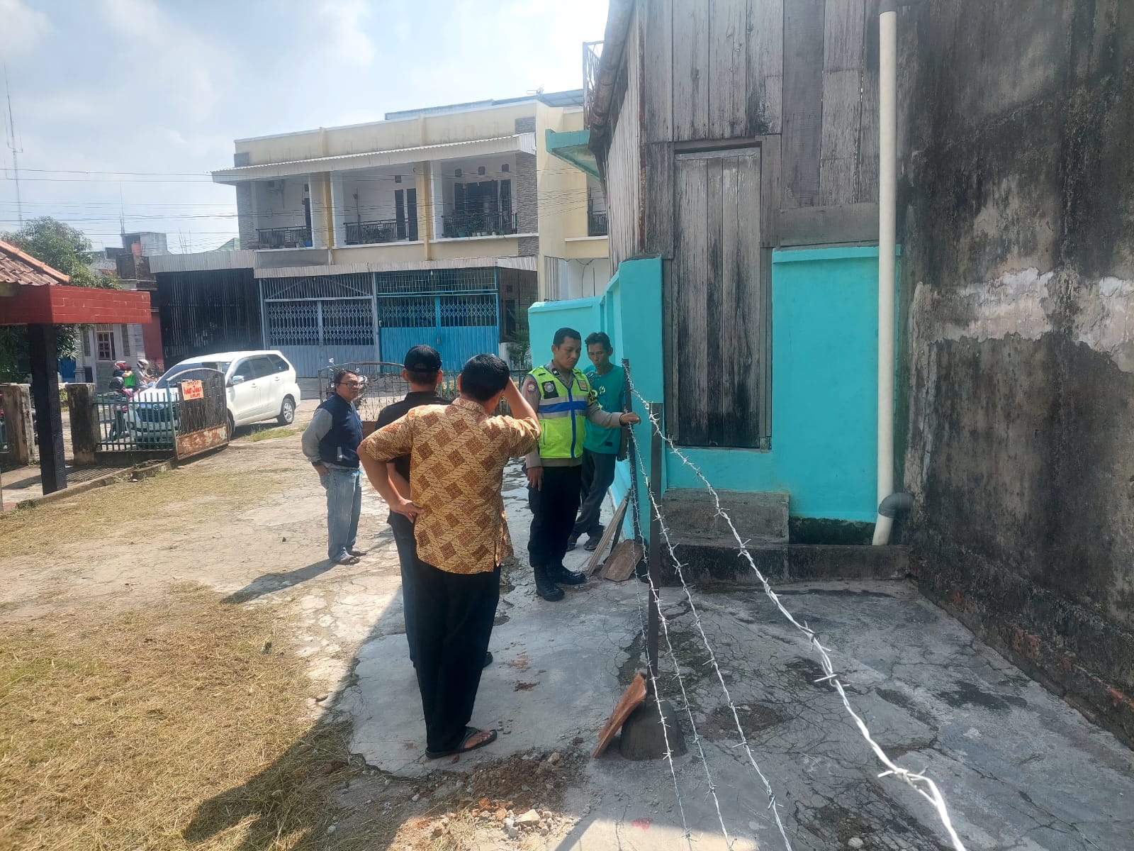 Akses Jalan Ditutup, Warga Sekip: Pak Pj Wali Kota, Tolong Bantu Kami…!