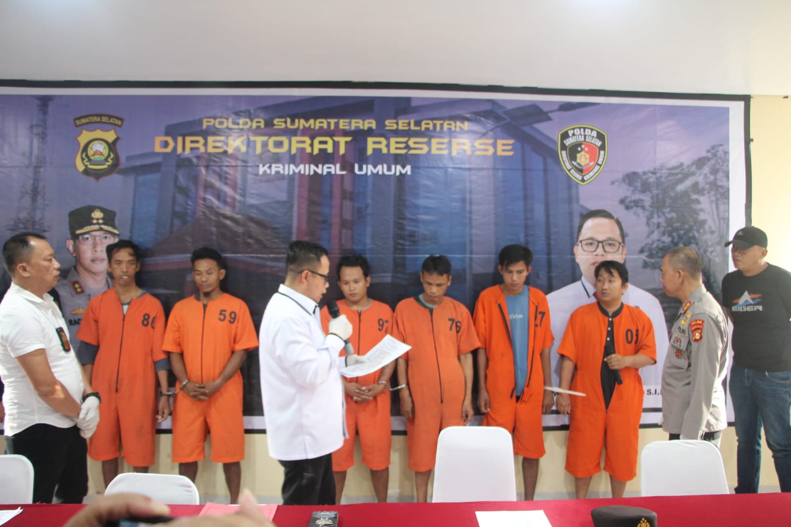 Jatanras Polda Sumsel Bongkar Perampokan Toko Sembako di Kenten Laut Disertai Pelecehan, Para Pelaku Sempat Siram Korban Pakai Bensin 