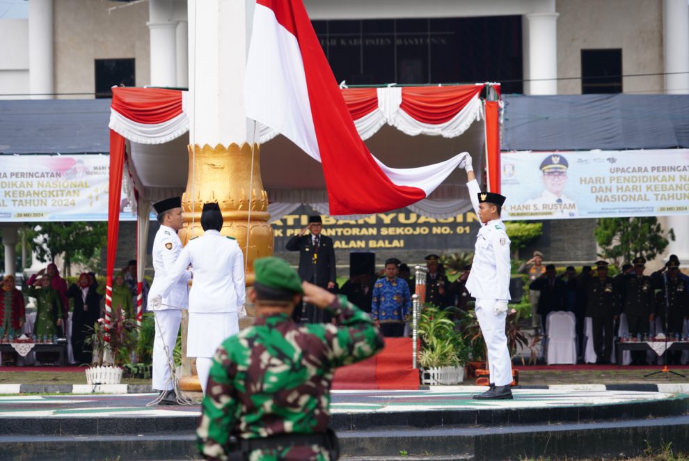 Pj Bupati Banyuasin Pimpin Upacara Hardiknas dan Harkitnas ke-116 Tahun 2024