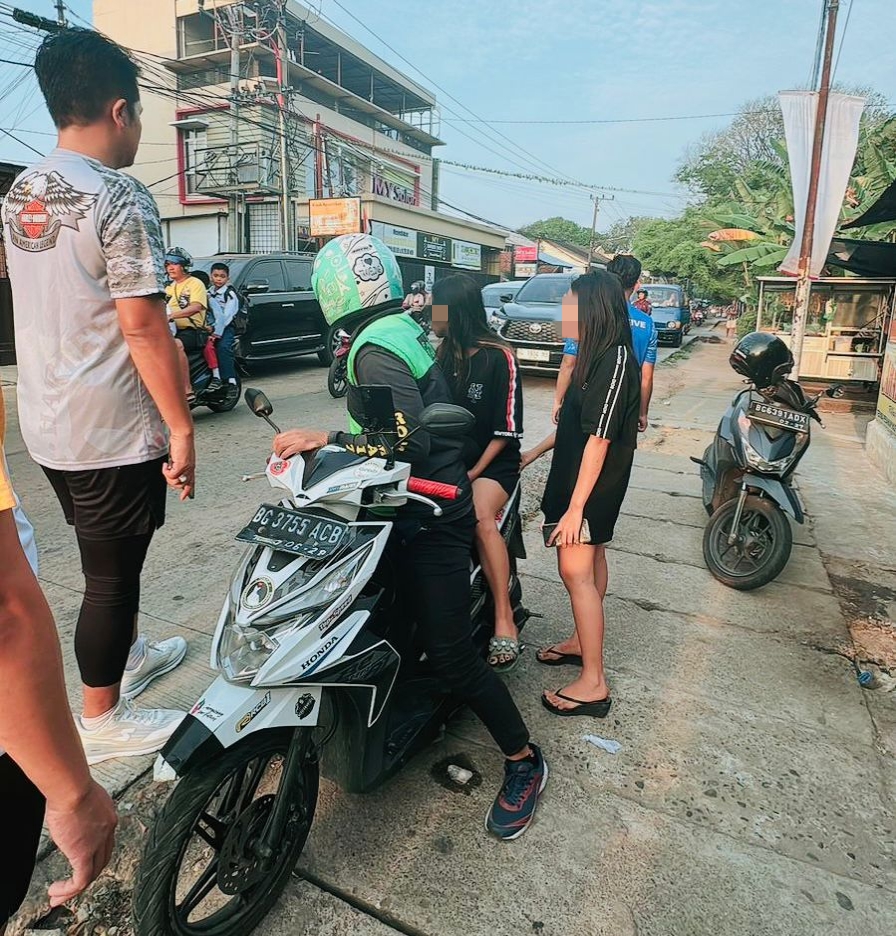 Ditreskrimum Polda Sumsel Gagalkan Transaksi ‘Kencan’ Aplikasi MiChat 4 ABG, Usai Kepergok Berboncengan Tanpa Helm dan Melawan Arus 