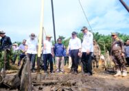 Tinjau Sumur Minyak Rakyat di Muba, Menteri ESDM Ingatkan Pengelola Perhatikan 2 Syarat Ini, No. 1 Keselamatan Kerja !