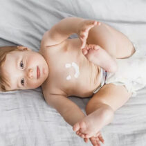 Kenali Kandungan Skincare Bayi: Mana yang Aman, Mana yang Sebaiknya Dihindari