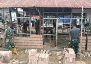 Wujud Sinergi TNI-Polri, Rehab RTLH TMMD Ke-127 di Kendari Masuki Tahap Pemasangan Bata