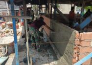 Satgas TMMD 127 Kodim 1417/Kendari Percepat Pengerjaan Dinding RTLH di Petoaha