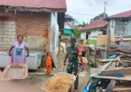 Tak Ingin Tinggal Diam, Pasutri di Kendari Turun Tangan Bantu Satgas TMMD Langsir Timbunan  ​