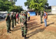 TMMD 128, Danramil 0811/03 Semanding Bersama Warga Kerja Bakti Massal ​​