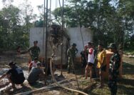 Bahu Membahu Bangun Sumur Bor, TMMD OKI Berikan Solusi Kesulitan Air Bersih Warga