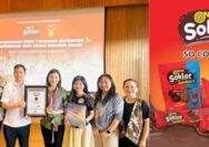 Ribuan Siswa SD Tanam Bunga, Nissin Soklat & PT Monde Mahkota Biskuit Raih Rekor MURI