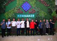 Ketua DPRD Sumsel dan Unsur Buruh Audiensi ke Kemenaker RI dan DPR RI Jakarta 