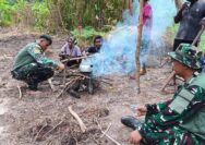 Kebersamaan Terjalin, Satgas TMMD dan Warga Ngobrol Santai Usai Kerja Bedengan