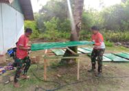 Atap Seng Dicat Hijau, Satgas TMMD 128 Percepat Pembangunan di Kampung Sansundi