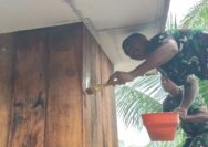 Progres Pembangunan MCK Umum di RT 8 Kampung Keakwa Masuki Tahap Pengecatan Dinding dan Lis Plang