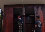 Satgas TMMD Kodim 1710/Mimika Rampungkan Instalasi Listrik MCK Umum di Kampung Keakwa