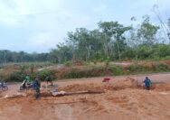 Demi Kemajuan Desa, Satgas TMMD Kodim 0402/OKI Laksanakan Pembukaan Jalan Baru