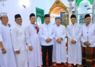 Wagub Sumsel Cik Ujang Safari Jumat di Masjid Al-Ikhlas, Salurkan Bantuan dan Siapkan Hewan Kurban