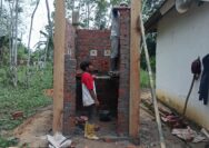 Satgas TMMD Kodim 0402/OKI Kebut Pembangunan MCK di Desa Pematang Sukatani