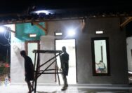 Tak Kenal Lelah Apalagi Menyerah, Satgas TMMD ke-128 Kodim 0402/OKI Lembur Malam