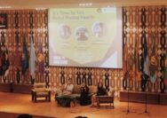 Dari Kuliah Sampai Sukses Jadi Influencer, Afina Syifa Ungkap Alasan Masih Setia Pakai Hijab Paris napocut