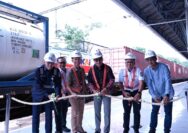Moda Kereta Api Makin Bersaing, KAI Logistik Luncurkan 2 Rangkaian KA Kontainer Baru