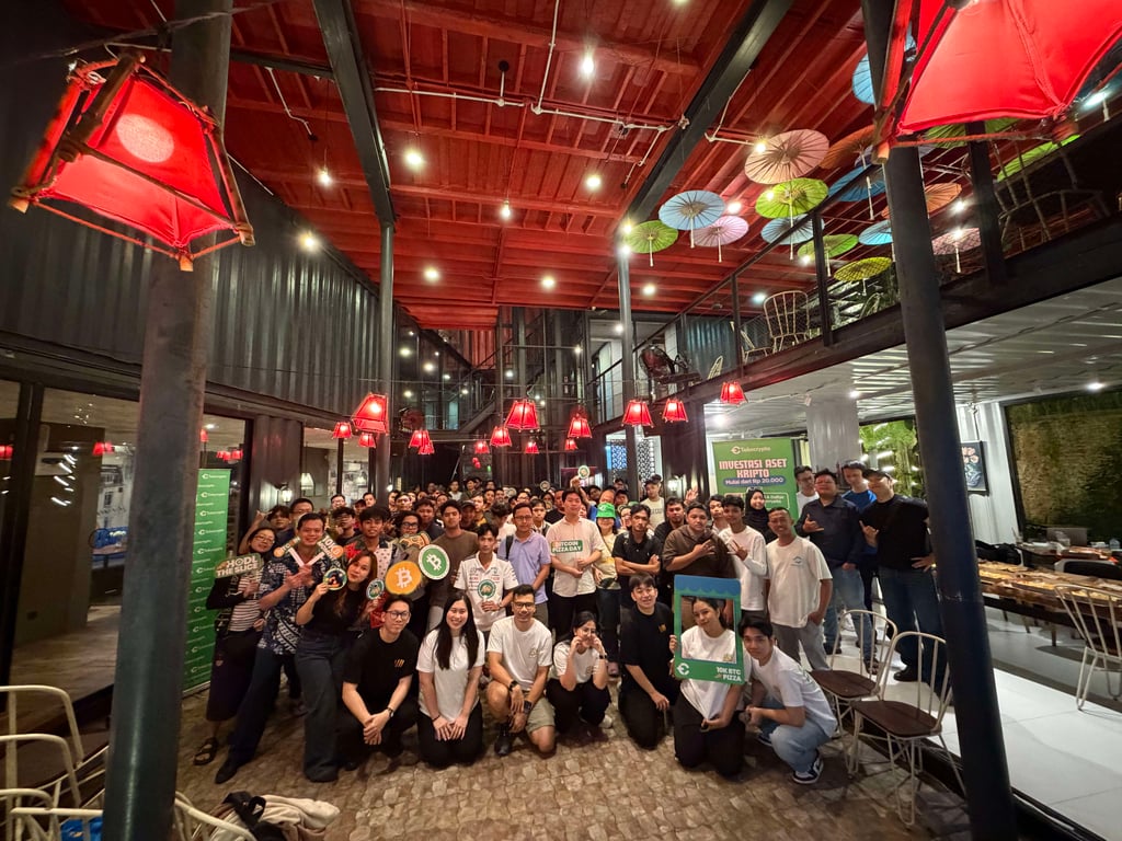 Ratusan orang mengikuti acara perayaan Bitcoin Pizza Day bersama Tokocrypto di Malang, pada 20 Mei 2026. Sumber: Tokocrypto.