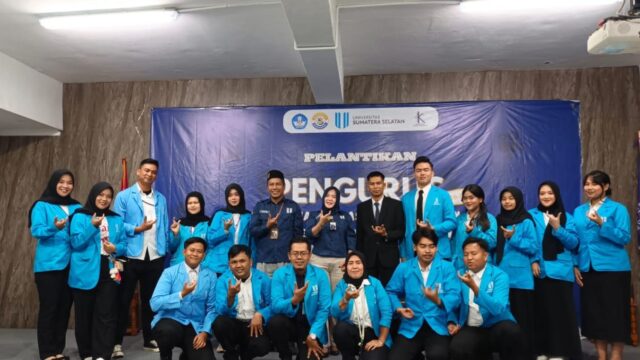 FIKOM Universitas Sumatera Selatan Lantik Lima Ormawa