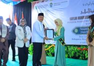 Cik Ujang Tegaskan Peran Strategis Pesantren dalam Mencetak Generasi Berakhlak dan Berdaya Saing