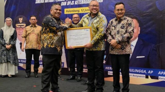 Disnakertrans Muba Dinobatkan Pelopor Program Perlindungan Jamsostek bagi Masyarakat Pekerja Rentan di Sumsel