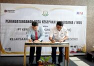 Perkuat Sinergi Perlindungan Aset Negara dan Kepastian Hukum, KAI Daop 8 Surabaya dan Kejari Bojonegoro Tandatangani MoU