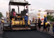 TINGKATKAN KUALITAS PERKERASAN JALAN, PT JASAMARGA TOLLROAD MAINTENANCE LAKSANAKAN PEKERJAAN PEMELIHARAAN DI RUAS TOL SEMARANG