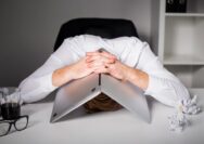 Financial Burnout: Saat Capek Cari Uang Tapi Saldo Tabungan Tidak Bertambah