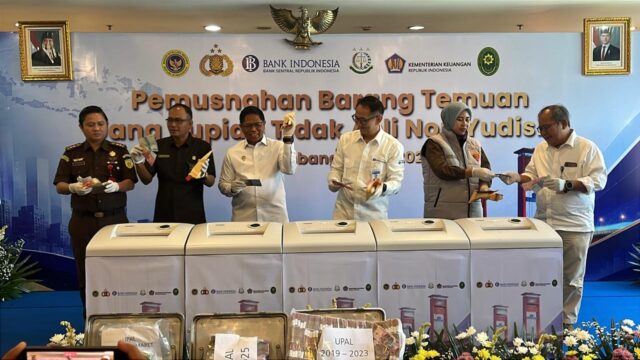 Botasupal Provinsi Sumsel Musnahkan 24.476 Lembar Uang Rupiah Tidak Asli